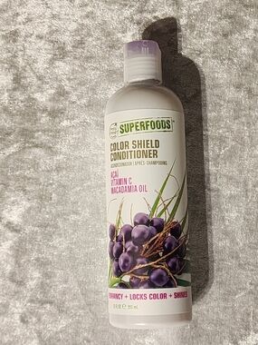 Petal Fresh Superfoods Color Shield Conditioner Vitamin C Macadamia Açaí 12oz